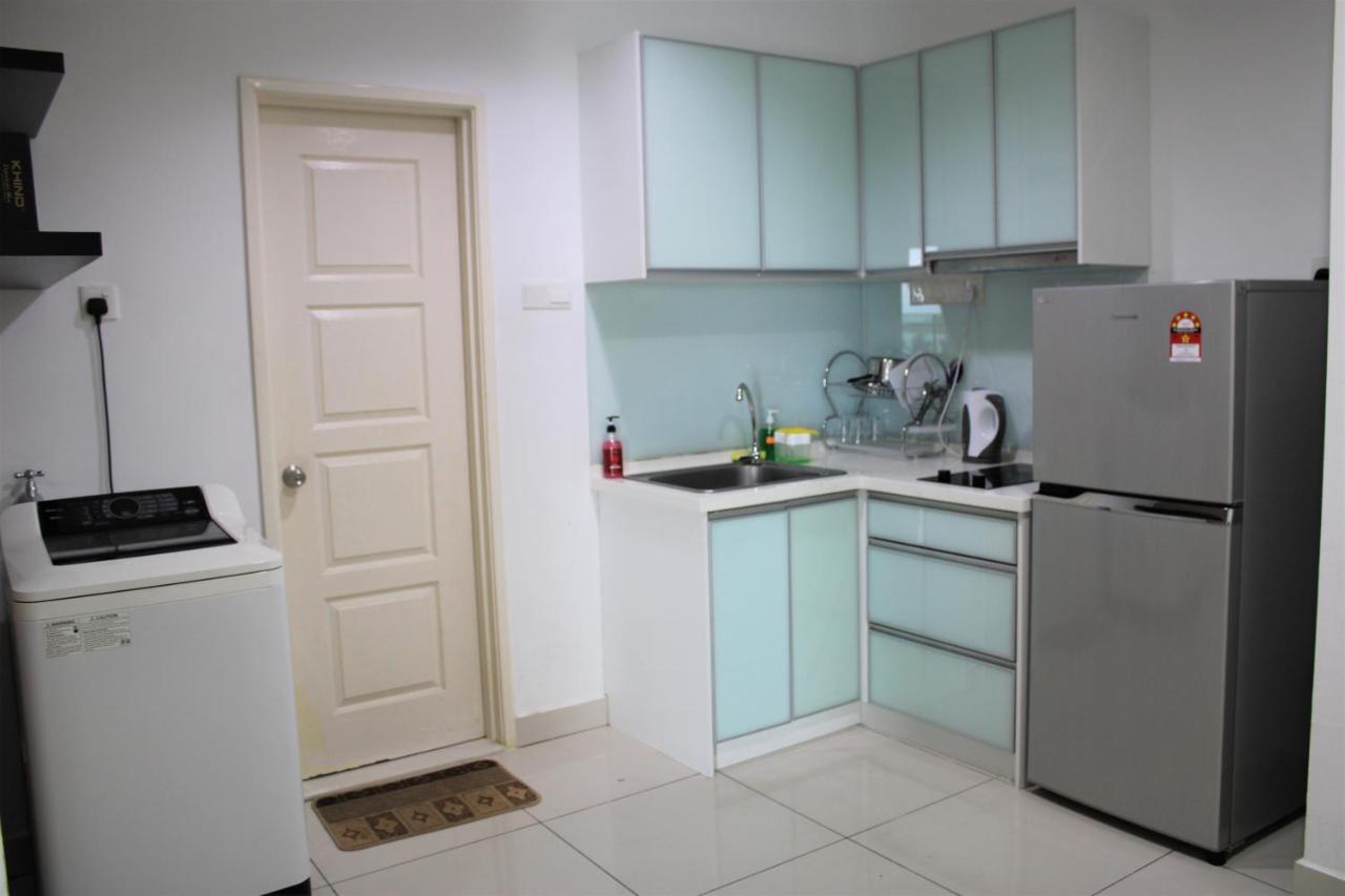 Mansion One Seaview Georgetown 2Br 6 Pax Apartment Exterior photo